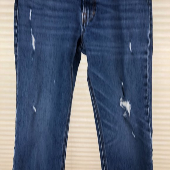 Lucky Brand Distressed Straight Jeans Minimalist Trending Timeless - Picture 5 of 12